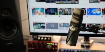 La CNMC y Europa cierran el cerco al streaming español: se acabó la barra libre
