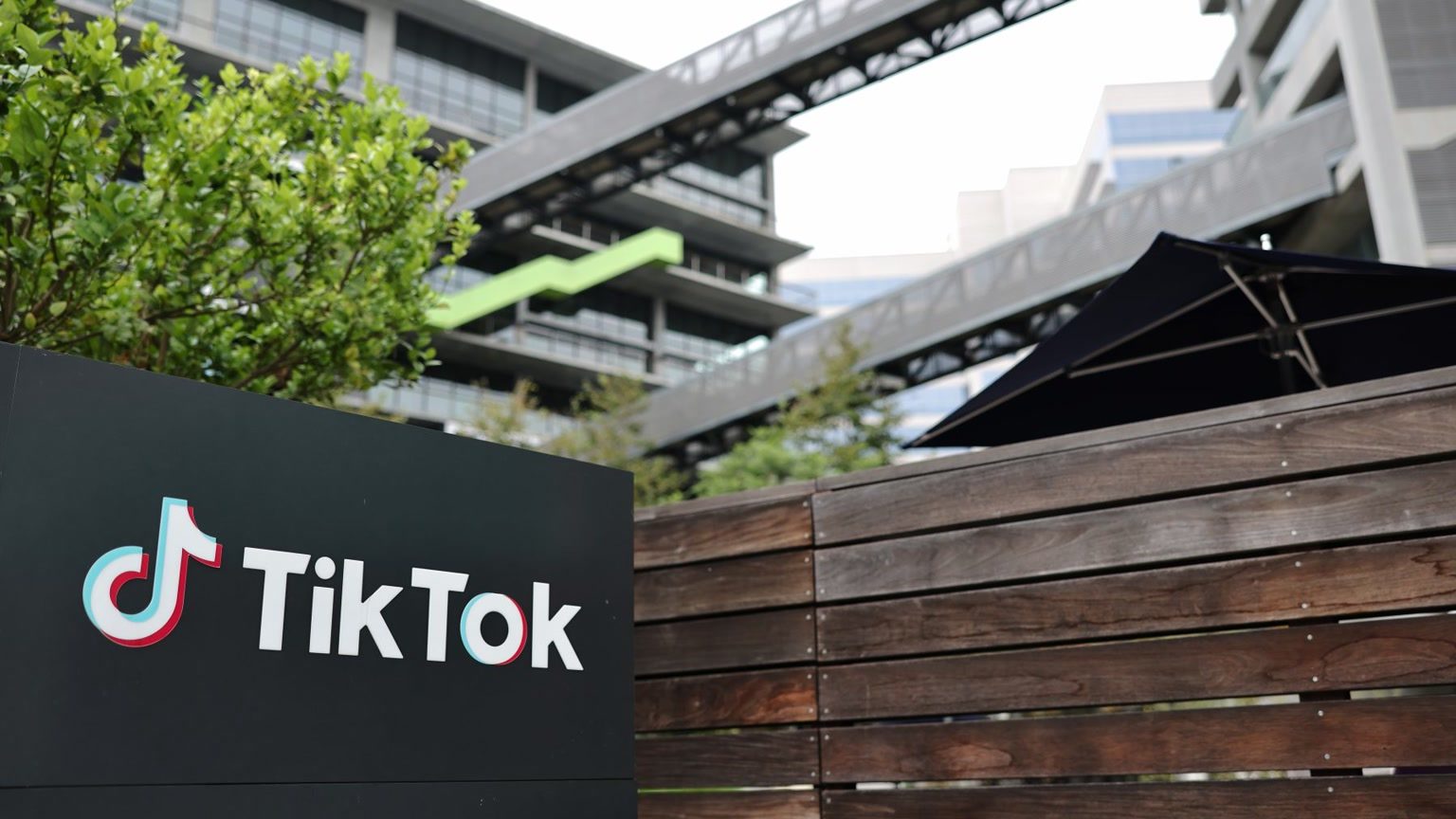 TikTok paga 400 millones por privacidad infantil (y 100 son para borrar el antecedente)
