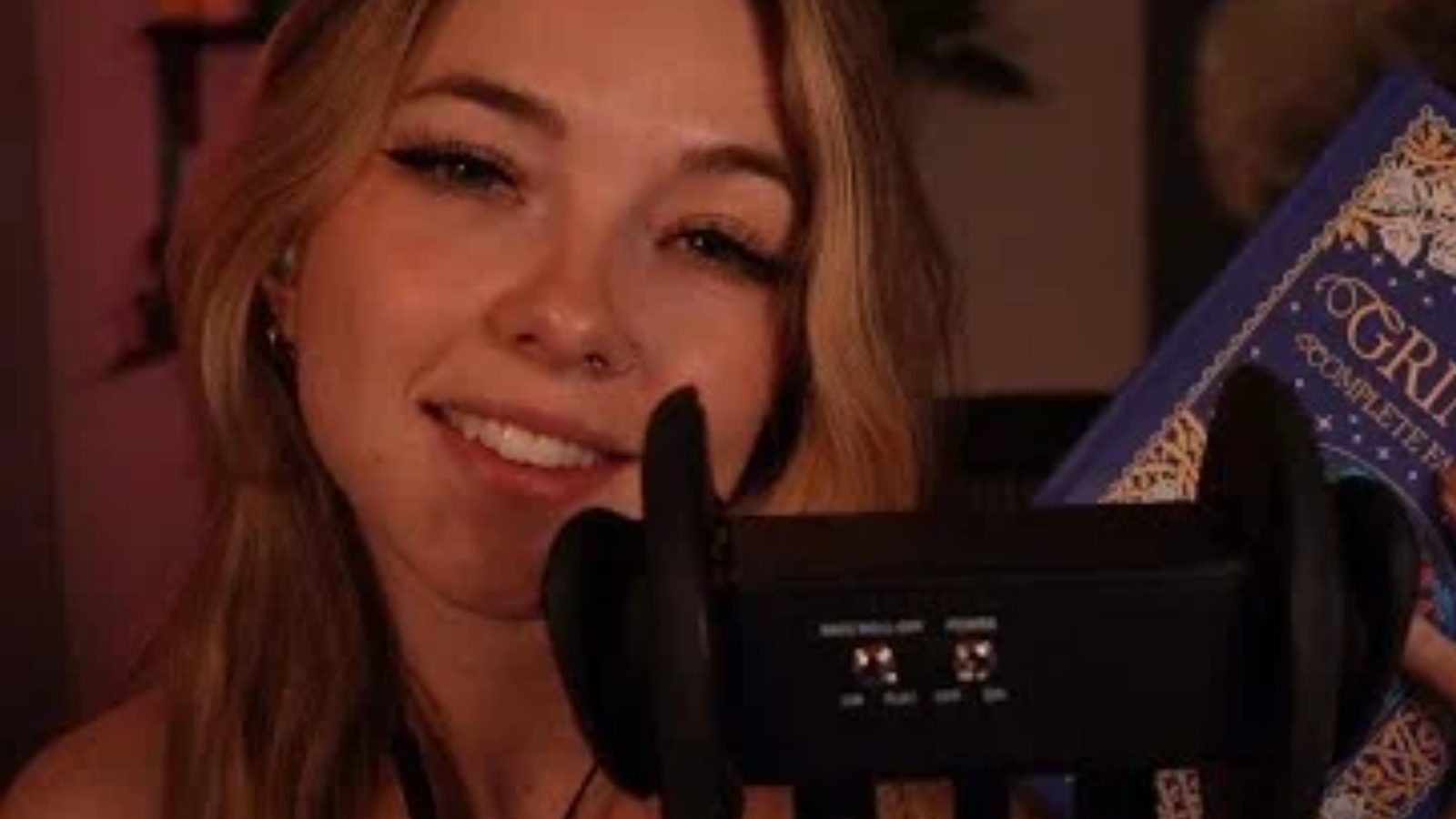 YouTube borró canales de ASMR enteros por tener un OnlyFans en el bio