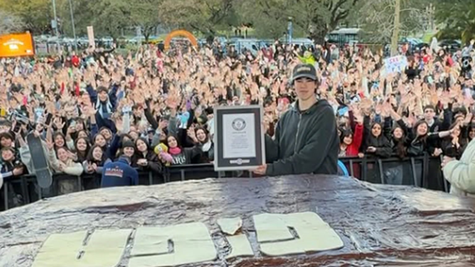 Spreen batió el Guinness del alfajor y resulta que era el suyo