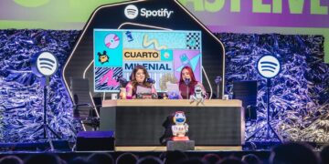 Spotify monta la red justo donde YouTube va a soltar a los podcasters