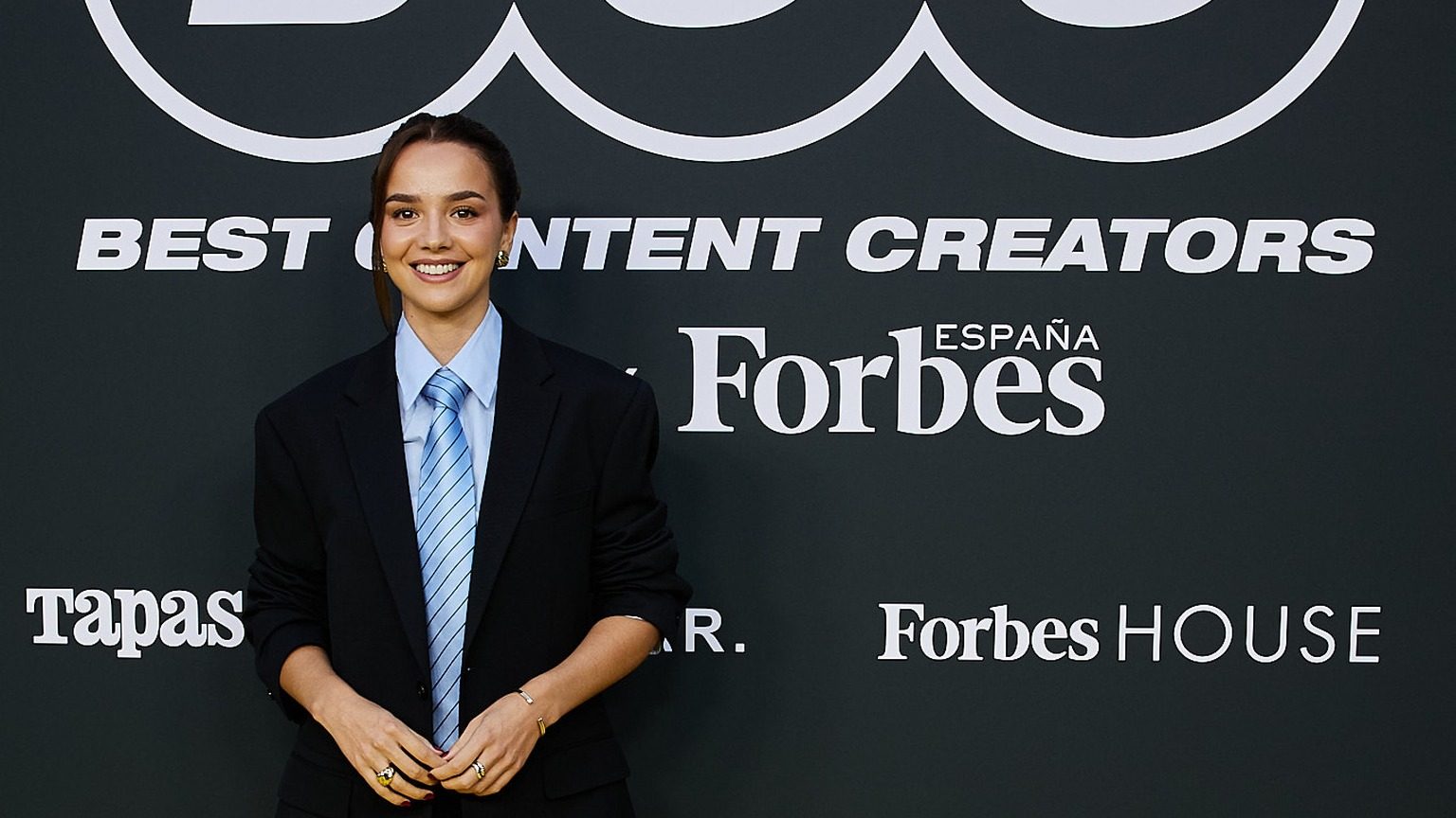 Forbes premió a Fabiana Sevillano por contar historias justo cuando otra contó la suya